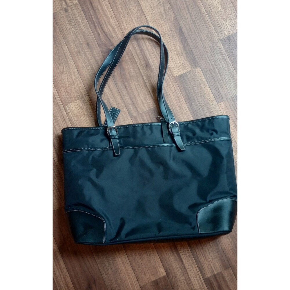 Samsonite Ultima 2 Black Laptop Bag With Padded Laptop Compartment